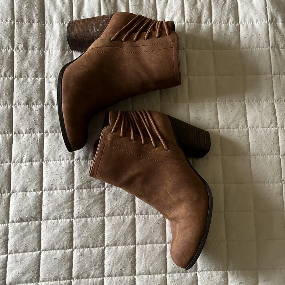 Booties - Picture 4 of 4